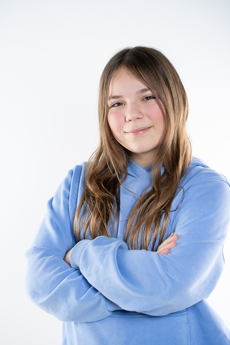 Halbportrait im schulischen Umfeld der Sekundarstufe